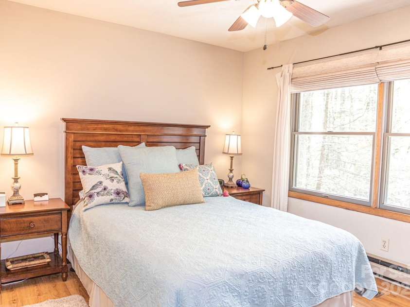 76 Creekside Drive, Maggie Valley, NC 28751.  MLS# CAR4230568, YatesRealty ID 2265. 
