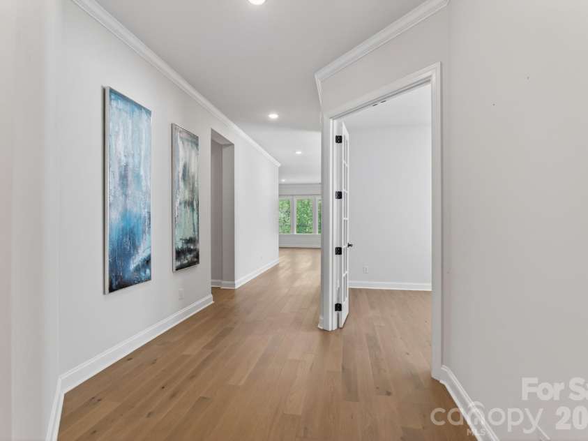1405 Encore Lane, Waxhaw, NC 28173.  MLS# CAR4366207, YatesRealty ID 22650. Front Entrance Foyer