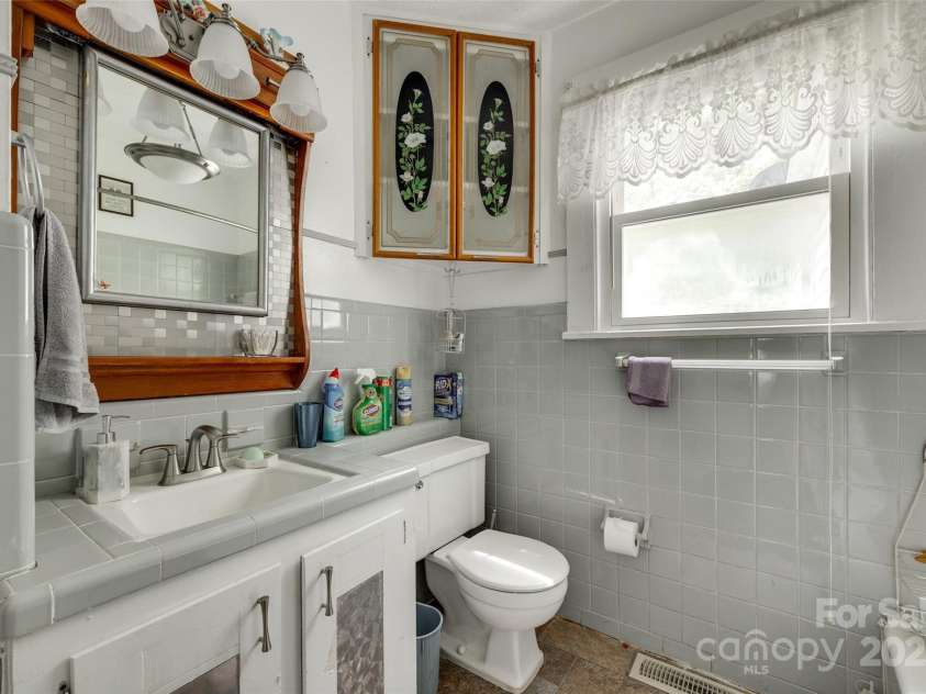 622 Neelys Creek Road, Rock Hill, SC 29730.  MLS# CAR4255792, YatesRealty ID 22651. 