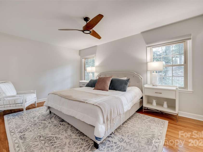 6626 Rocky Falls Road, Charlotte, NC 28211.  MLS# CAR4262887, YatesRealty ID 22652. 