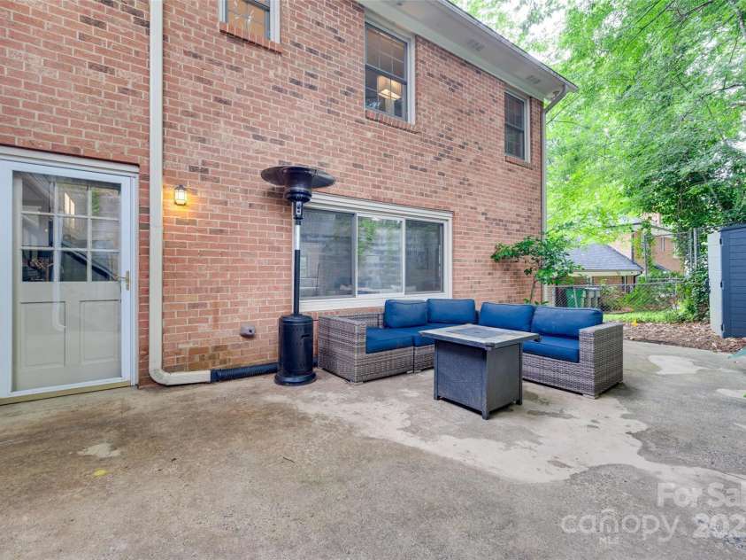 6626 Rocky Falls Road, Charlotte, NC 28211.  MLS# CAR4262887, YatesRealty ID 22652. 
