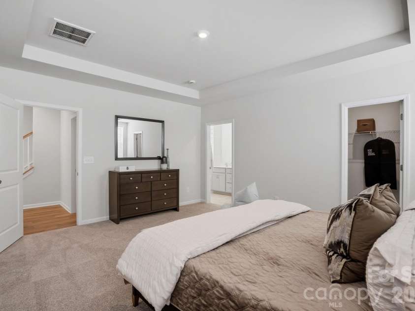 1339 Honey Trail Trail, Monroe, NC 28112.  MLS# CAR4376548, YatesRealty ID 22654. Primary Bedroom down