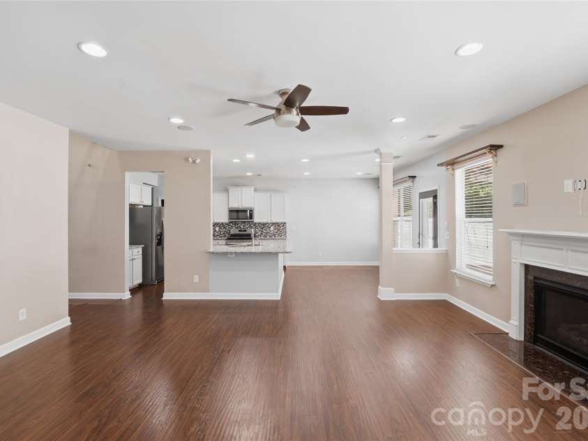 9303 Turning Wheel Drive, Charlotte, NC 28214.  MLS# CAR4377555, YatesRealty ID 22655. Living Room