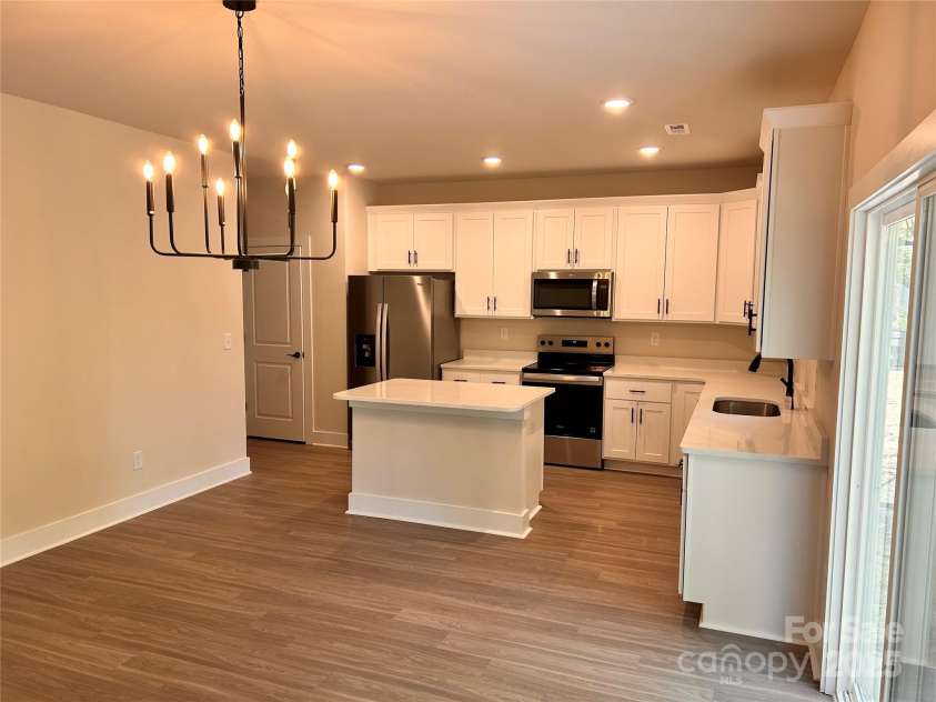 1220 Fall Day Circle, Lenoir, NC 28645.  MLS# CAR4275993, YatesRealty ID 22658. 