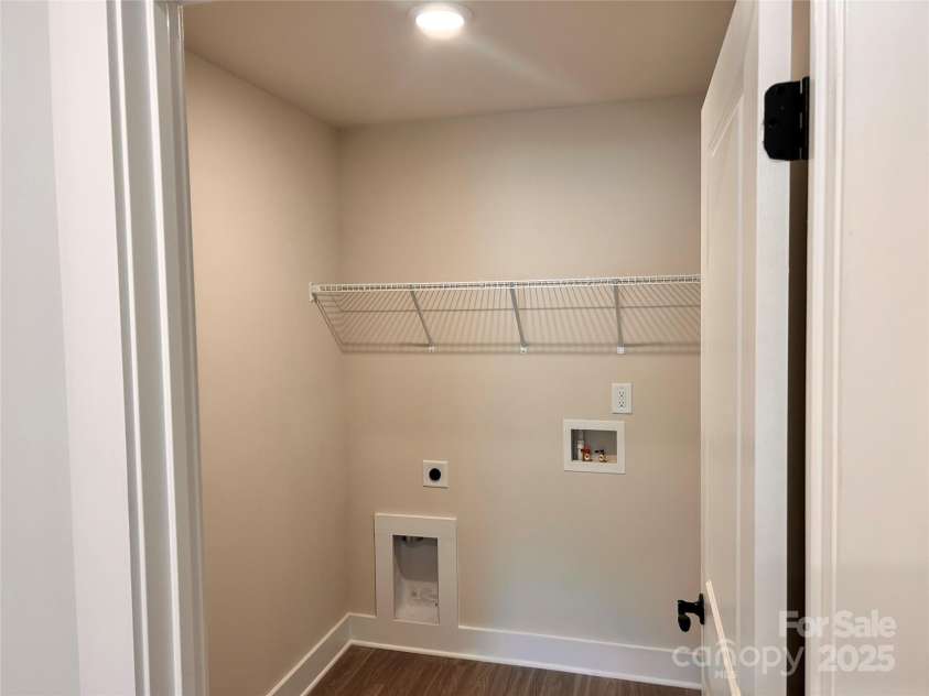 1220 Fall Day Circle, Lenoir, NC 28645.  MLS# CAR4275993, YatesRealty ID 22658. 