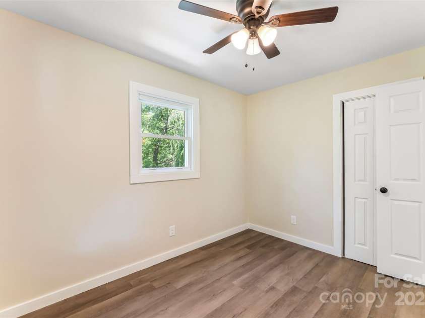 103 Emorywood Drive, Morganton, NC 28655.  MLS# CAR4276003, YatesRealty ID 22659. 
