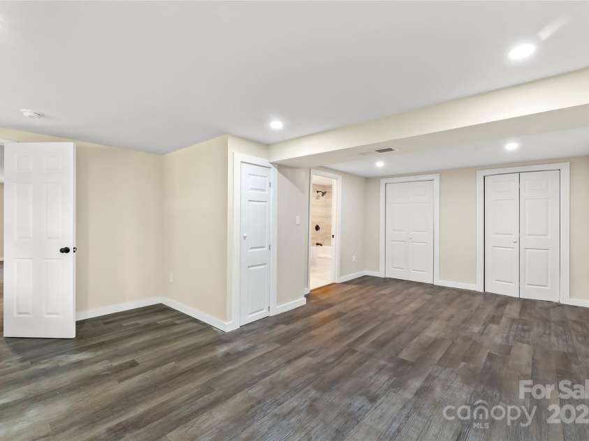 103 Emorywood Drive, Morganton, NC 28655.  MLS# CAR4276003, YatesRealty ID 22659. 