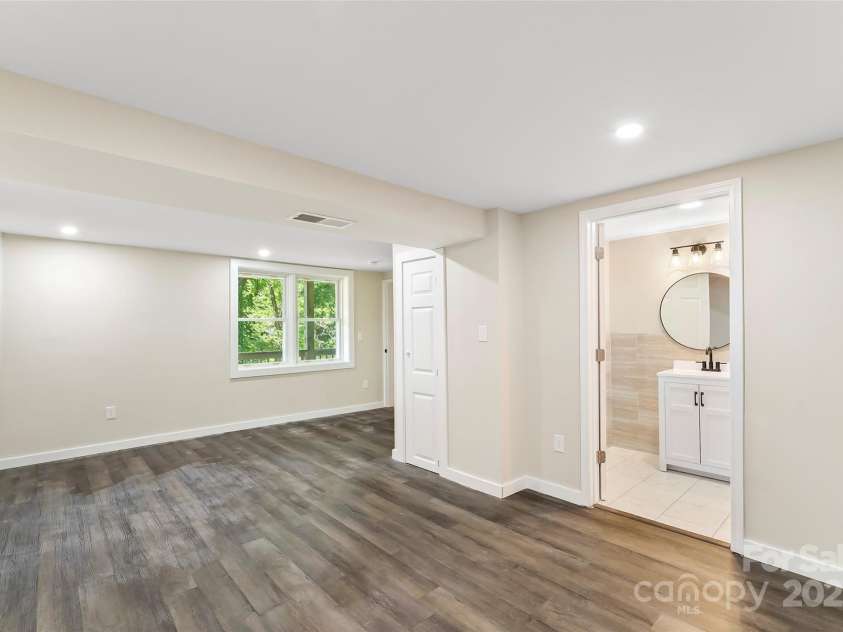 103 Emorywood Drive, Morganton, NC 28655.  MLS# CAR4276003, YatesRealty ID 22659. 