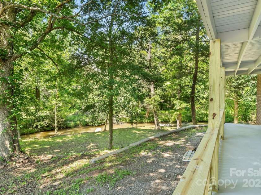 103 Emorywood Drive, Morganton, NC 28655.  MLS# CAR4276003, YatesRealty ID 22659. 