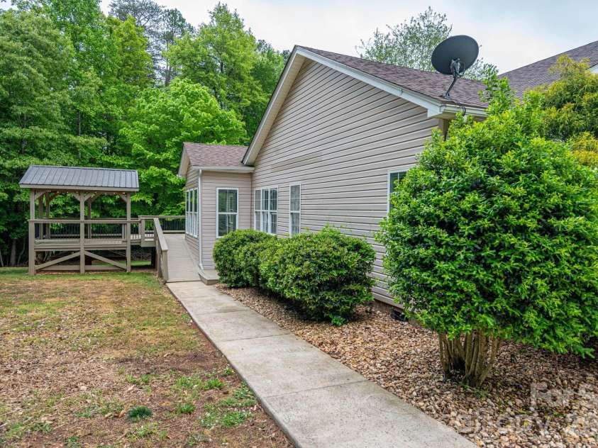 1919 Ashmere Drive, Iron Station, NC 28080.  MLS# CAR4370858, YatesRealty ID 22659. 
