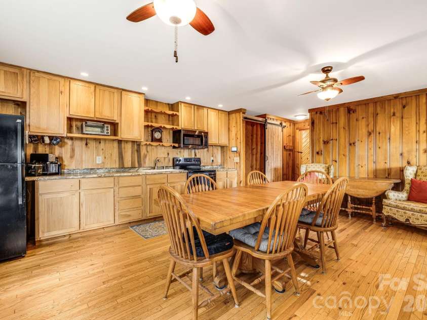 199 Alpine Drive, Little Switzerland, NC 28749.  MLS# CAR4307450, YatesRealty ID 2266. 