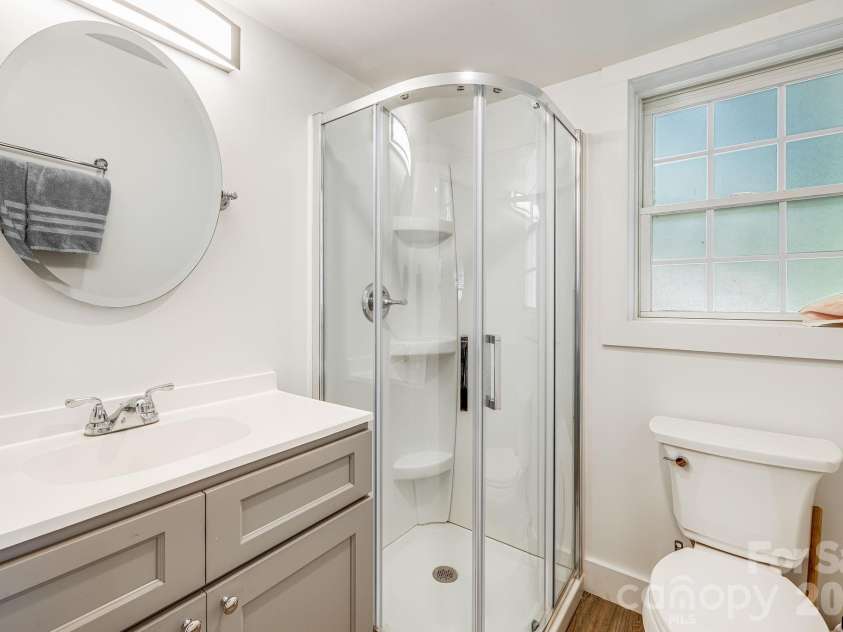 199 Alpine Drive, Little Switzerland, NC 28749.  MLS# CAR4307450, YatesRealty ID 2266. 