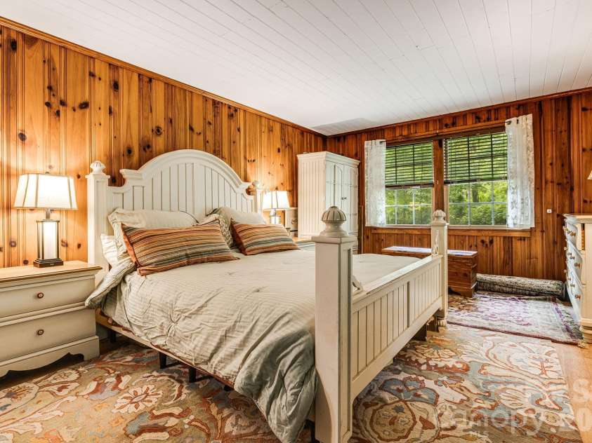 199 Alpine Drive, Little Switzerland, NC 28749.  MLS# CAR4307450, YatesRealty ID 2266. 