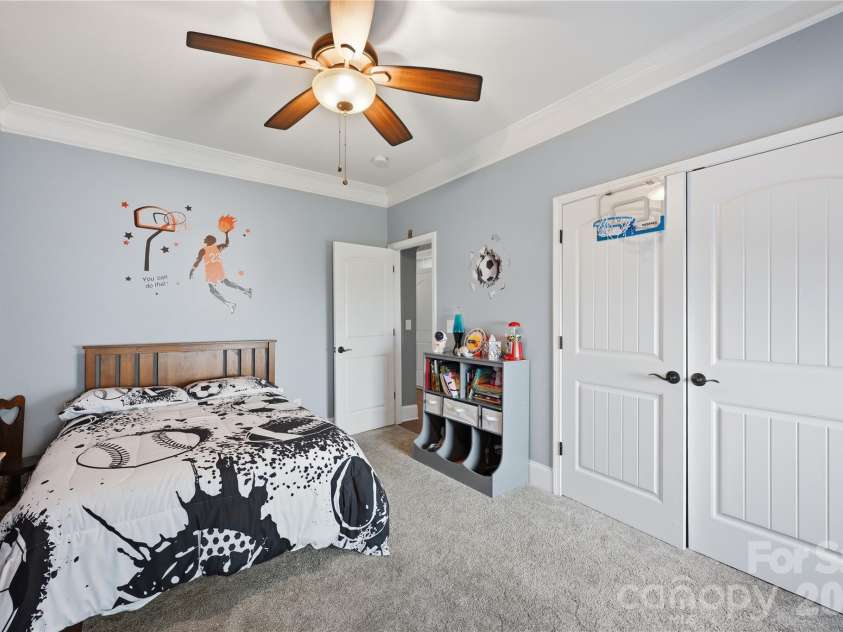 4341 Bright Road, Charlotte, NC 28214.  MLS# CAR4382010, YatesRealty ID 22660. 