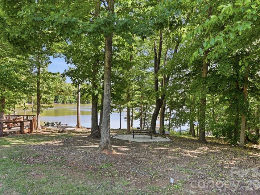 4341 Bright Road, Charlotte, NC 28214.  MLS# CAR4382010, YatesRealty ID 22660. 