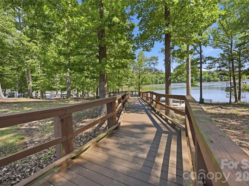 4341 Bright Road, Charlotte, NC 28214.  MLS# CAR4382010, YatesRealty ID 22660. Community Boardwalk