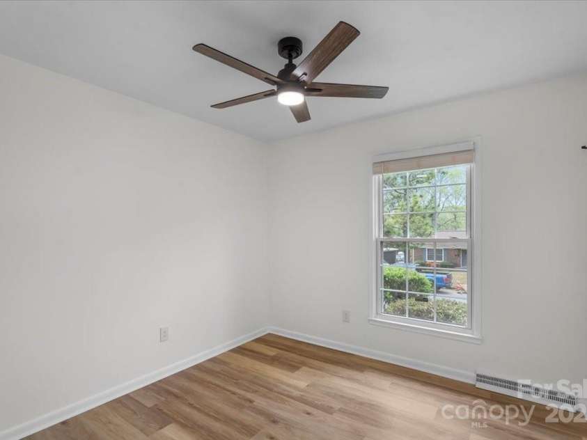 4932 Delivau Drive, Charlotte, NC 28215.  MLS# CAR4275777, YatesRealty ID 22660. Third bedroom