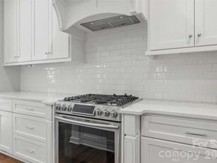 6819 Steele Road, Waxhaw, NC 28173.  MLS# CAR4380965, YatesRealty ID 22661. 