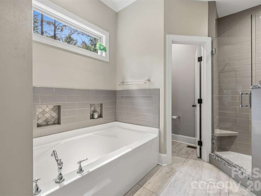6819 Steele Road, Waxhaw, NC 28173.  MLS# CAR4380965, YatesRealty ID 22661. 