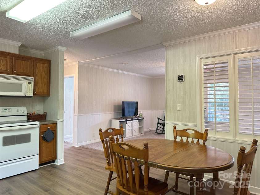 108 Scenic Drive, Bryson City, NC 28713.  MLS# CAR4274405, YatesRealty ID 22662. 