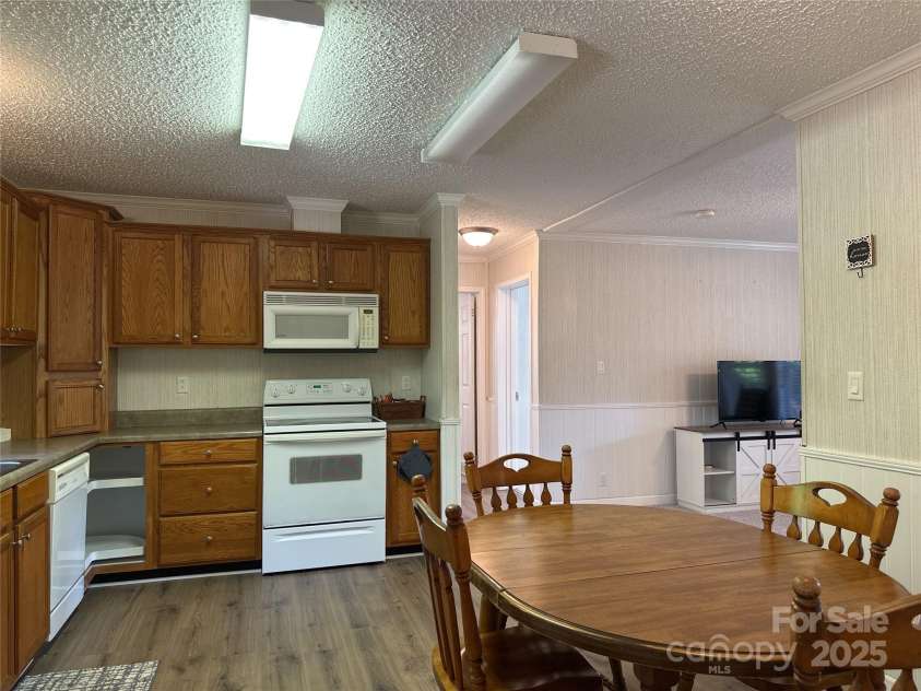 108 Scenic Drive, Bryson City, NC 28713.  MLS# CAR4274405, YatesRealty ID 22662. 