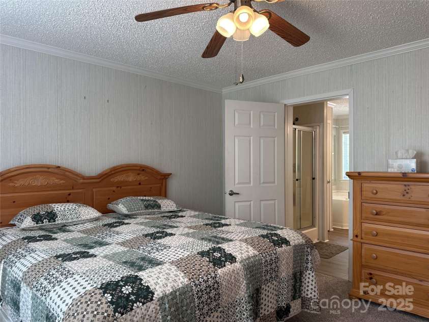 108 Scenic Drive, Bryson City, NC 28713.  MLS# CAR4274405, YatesRealty ID 22662. Primary bedroom