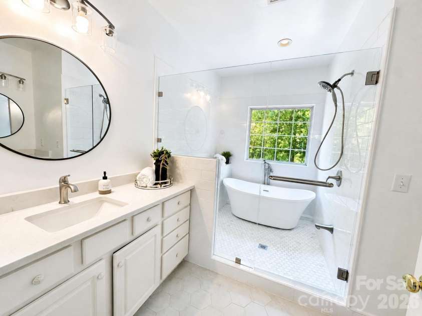 1675 Sanridge Wind Lane, Charlotte, NC 28262.  MLS# CAR4402779, YatesRealty ID 22662. 