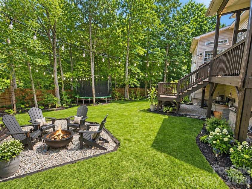 1675 Sanridge Wind Lane, Charlotte, NC 28262.  MLS# CAR4402779, YatesRealty ID 22662. 