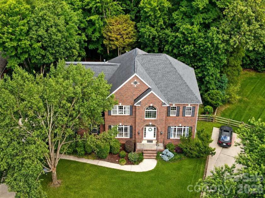 1675 Sanridge Wind Lane, Charlotte, NC 28262.  MLS# CAR4402779, YatesRealty ID 22662. Drone Picture