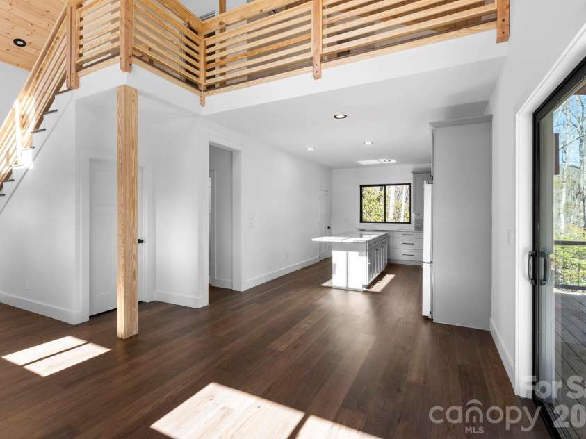 114 Phivo Drive, Balsam Grove, NC 28708.  MLS# CAR4319518, YatesRealty ID 22663. Custom Kitchen w/Granite!