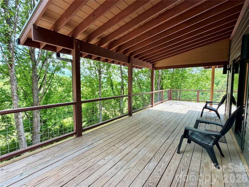 114 Phivo Drive, Balsam Grove, NC 28708.  MLS# CAR4319518, YatesRealty ID 22663. Perfect Mountain Location!
