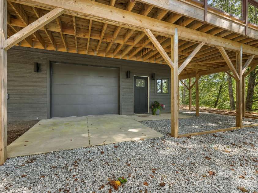 114 Phivo Drive, Balsam Grove, NC 28708.  MLS# CAR4423780, YatesRealty ID 22663. 