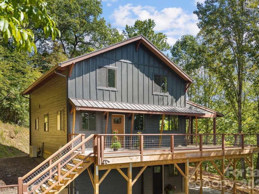 114 Phivo Drive, Balsam Grove, NC 28708.  MLS# CAR4423780, YatesRealty ID 22663. 