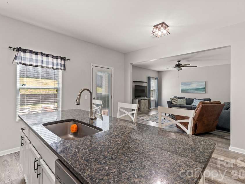 493 Dutch White Drive, Clover, SC 29710.  MLS# CAR4375492, YatesRealty ID 22664. 