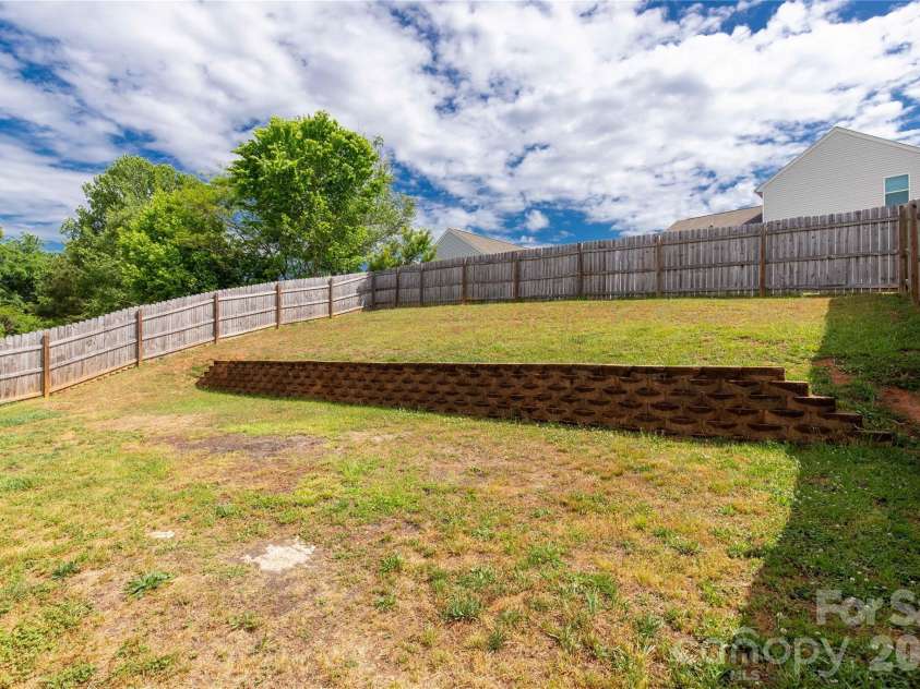 493 Dutch White Drive, Clover, SC 29710.  MLS# CAR4375492, YatesRealty ID 22664. 
