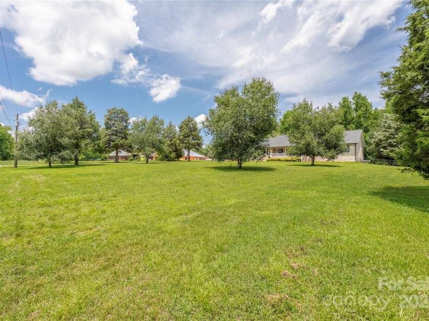 205 Honey Moss Lane, Salisbury, NC 28146.  MLS# CAR4275609, YatesRealty ID 22665. 