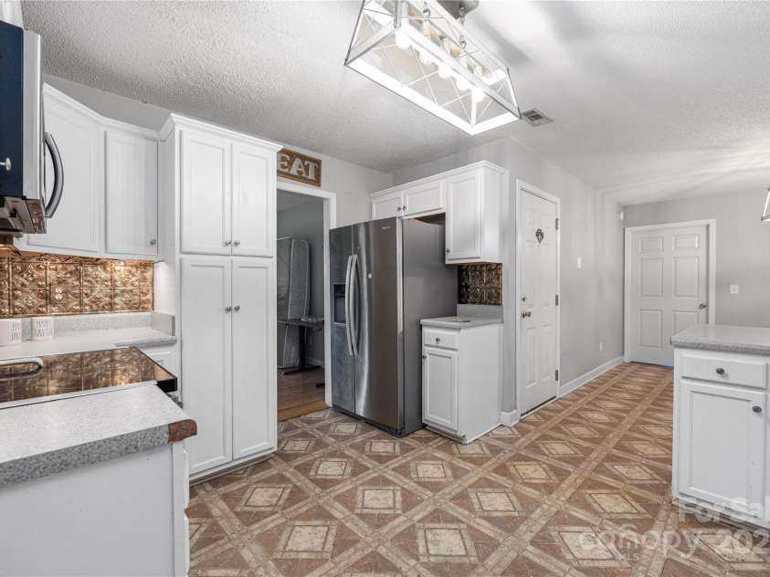 205 Honey Moss Lane, Salisbury, NC 28146.  MLS# CAR4275609, YatesRealty ID 22665. 