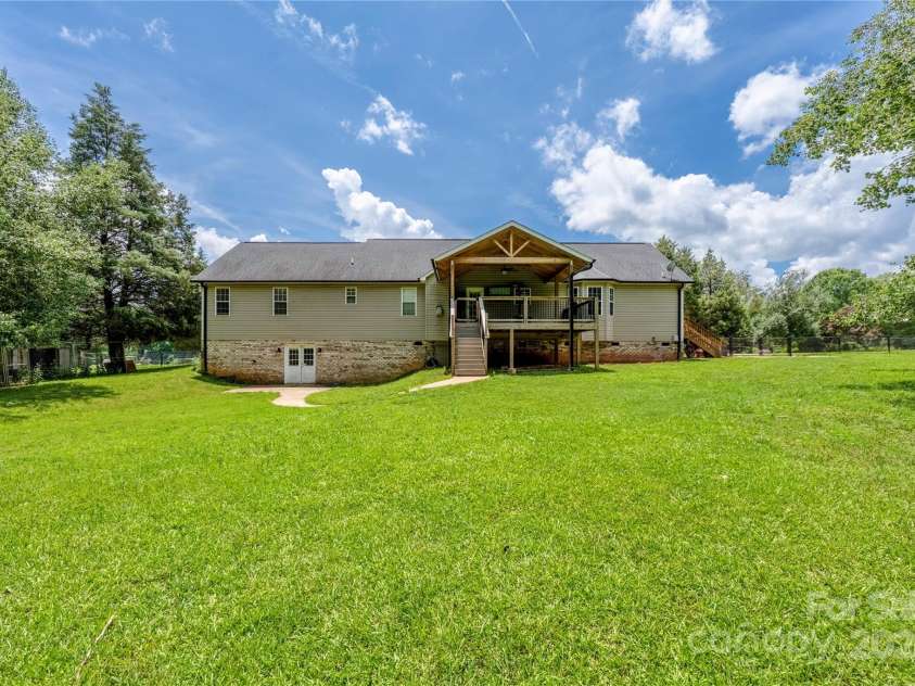 205 Honey Moss Lane, Salisbury, NC 28146.  MLS# CAR4275609, YatesRealty ID 22665. 