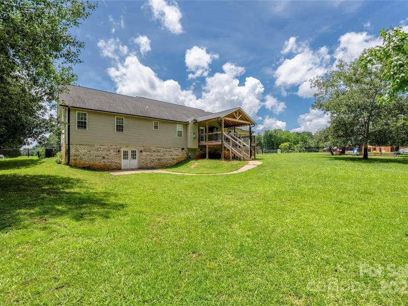 205 Honey Moss Lane, Salisbury, NC 28146.  MLS# CAR4275609, YatesRealty ID 22665. 