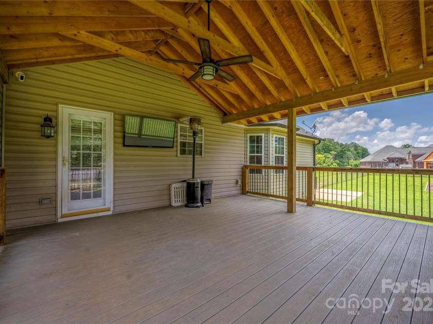 205 Honey Moss Lane, Salisbury, NC 28146.  MLS# CAR4275609, YatesRealty ID 22665. 