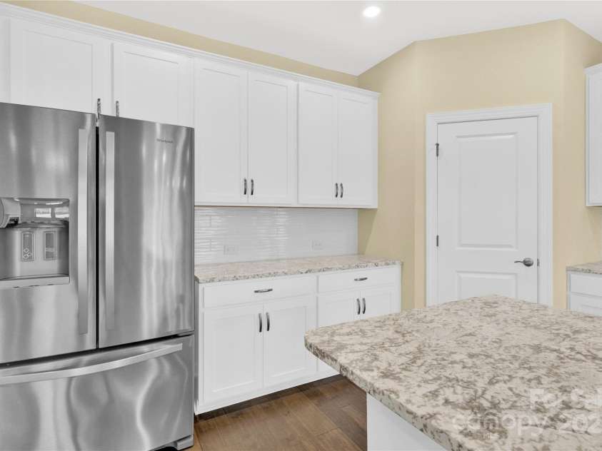 3005 Striped Maple Court, Charlotte, NC 28215.  MLS# CAR4328834, YatesRealty ID 22665. 