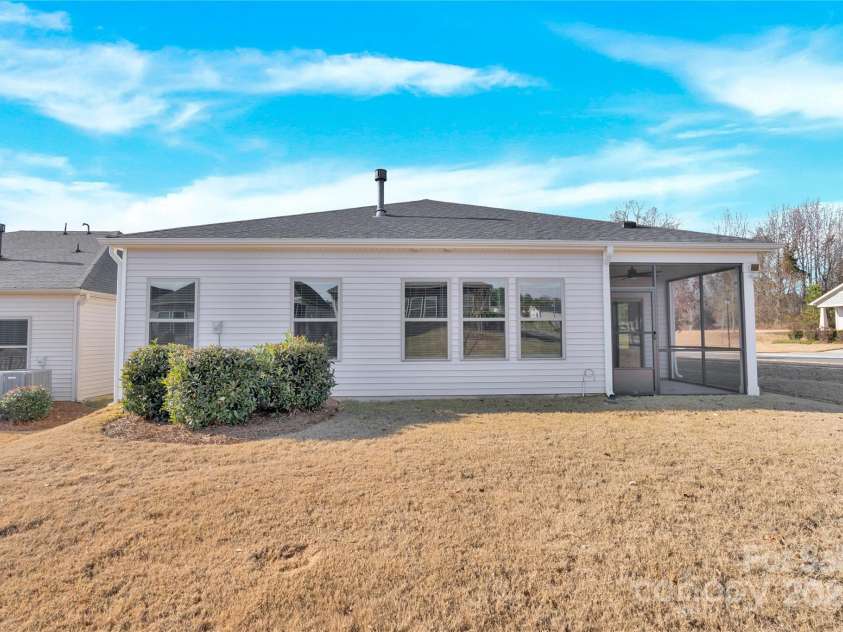 3005 Striped Maple Court, Charlotte, NC 28215.  MLS# CAR4328834, YatesRealty ID 22665. 