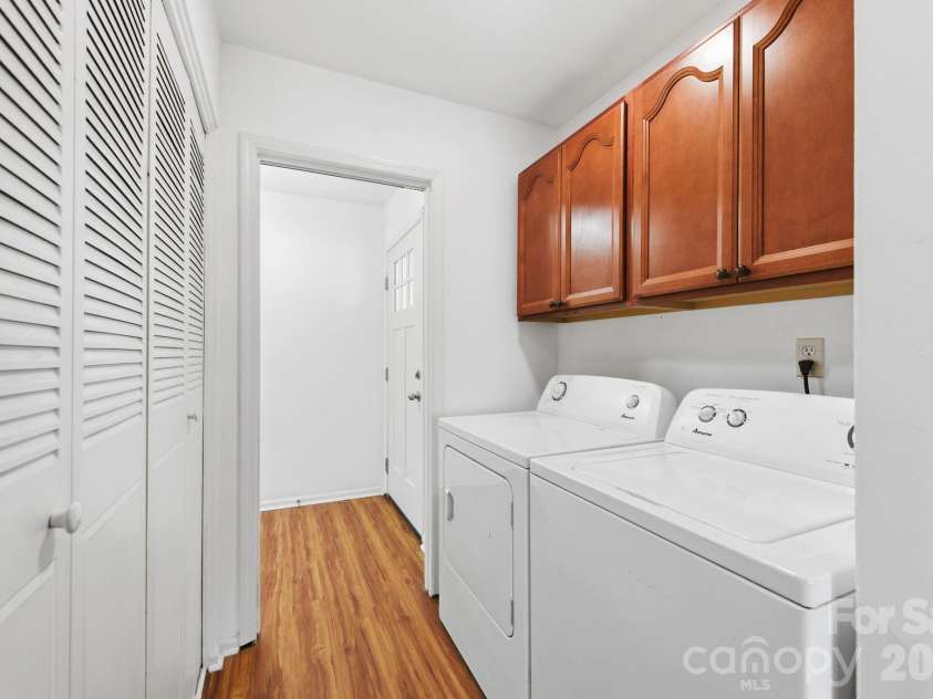 23 Muirfield Drive, Arden, NC 28704.  MLS# CAR4322557, YatesRealty ID 22666. 