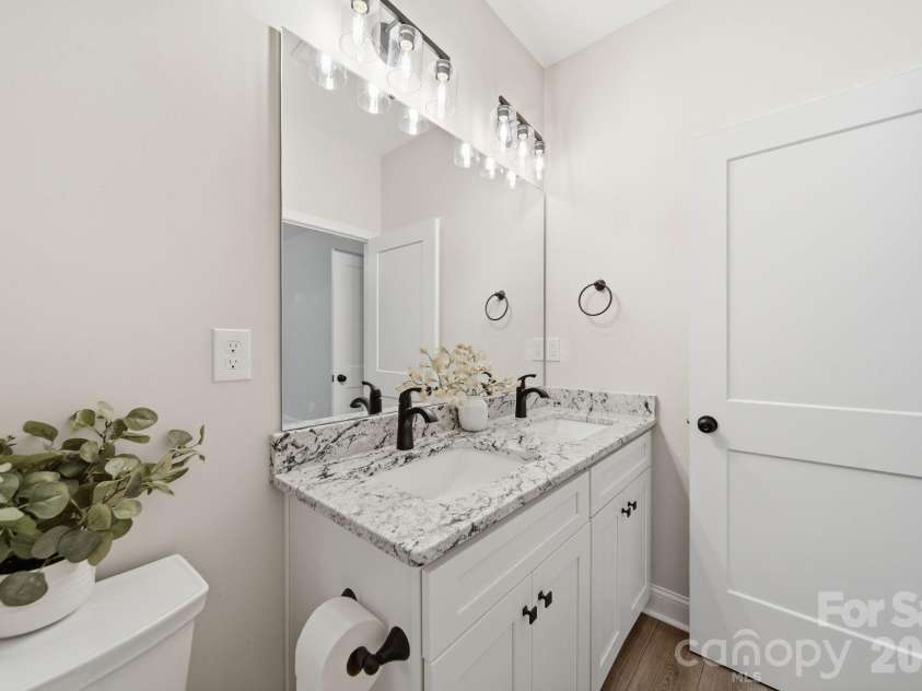 6721 Jesse Rushing Road, Marshville, NC 28103.  MLS# CAR4371429, YatesRealty ID 22668. Secondary bathroom