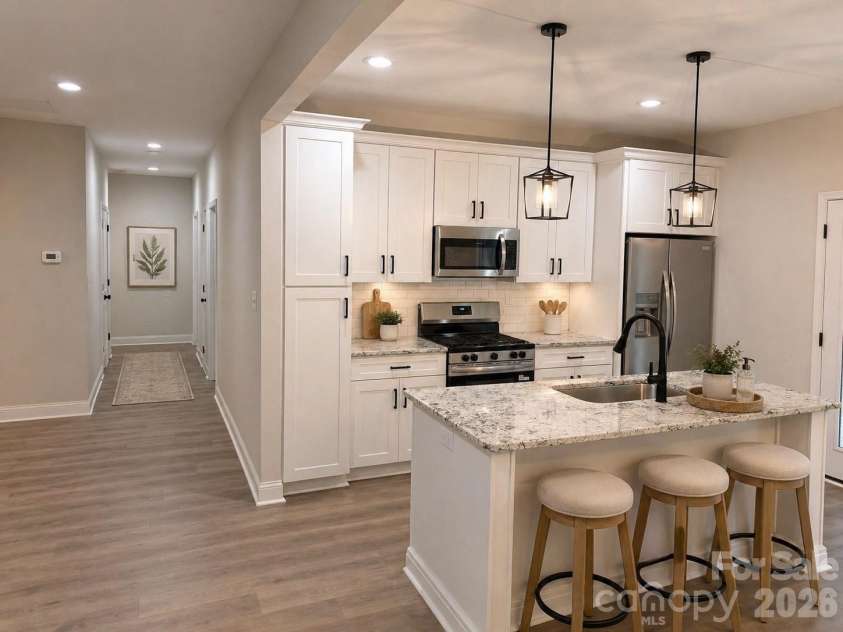 6721 Jesse Rushing Road, Marshville, NC 28103.  MLS# CAR4371429, YatesRealty ID 22668. Staged Kitchen