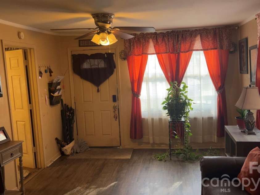 1152 Carolina Avenue Extension, Rock Hill, SC 29730.  MLS# CAR4368942, YatesRealty ID 22669. 