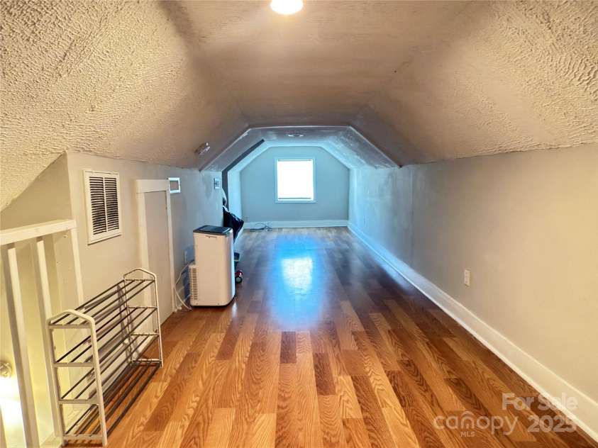 409 Norment Avenue, Gastonia, NC 28052.  MLS# CAR4275389, YatesRealty ID 22669. 