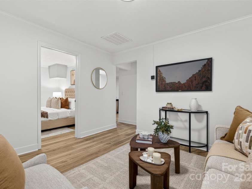 1001 Ransom Street, Gastonia, NC 28052.  MLS# CAR4329978, YatesRealty ID 2267. 