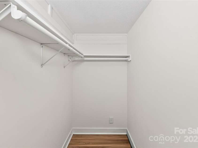 1001 Ransom Street, Gastonia, NC 28052.  MLS# CAR4329978, YatesRealty ID 2267. 