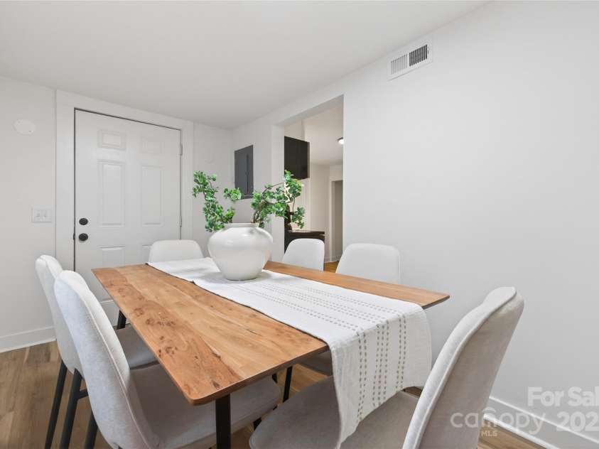 1001 Ransom Street, Gastonia, NC 28052.  MLS# CAR4329978, YatesRealty ID 2267. 